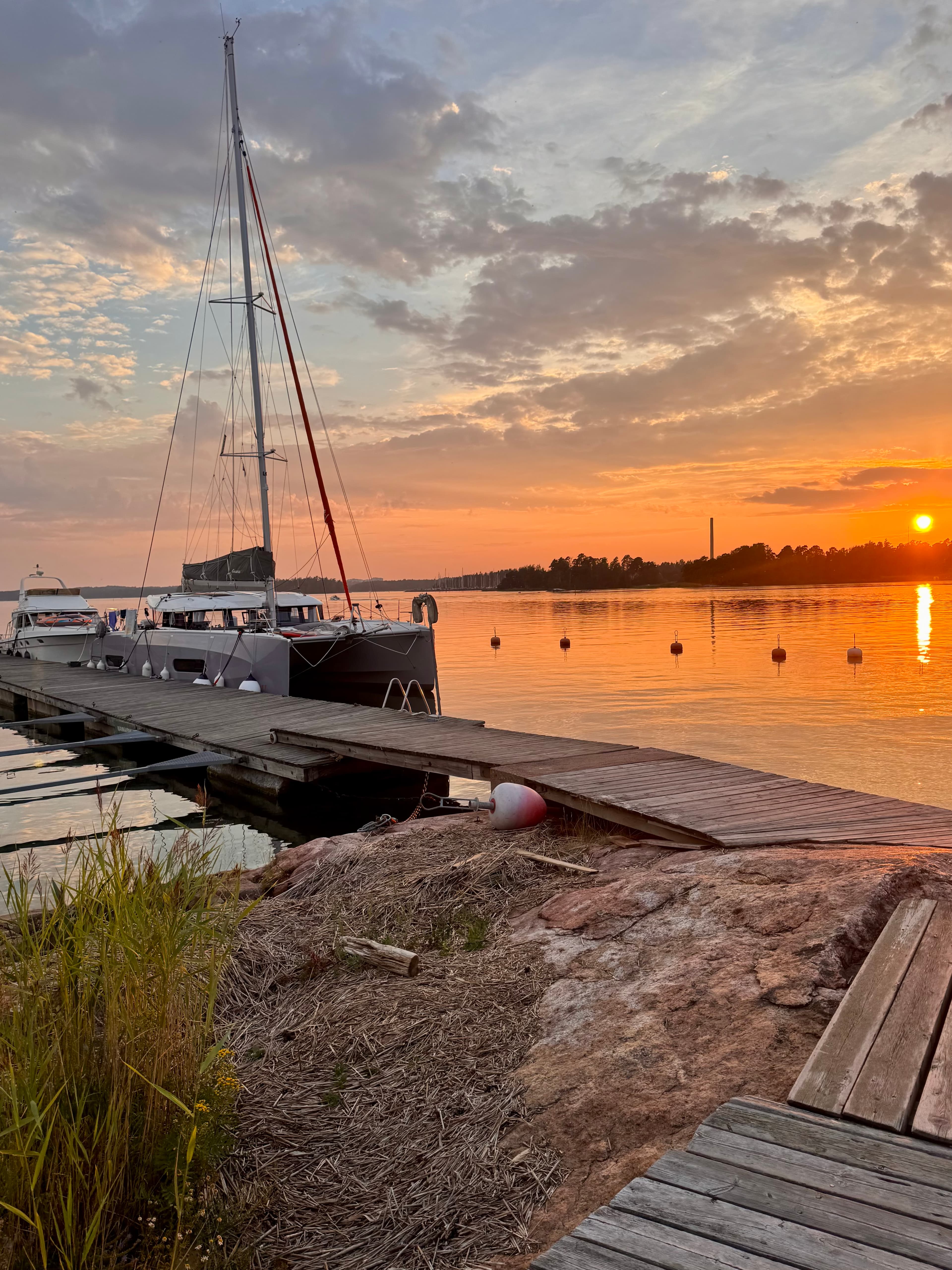 VipJahti on the water